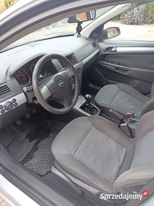 Opel Astra H 17 diesel 80KM Samochody osobowe Koprzywnica sprzedam