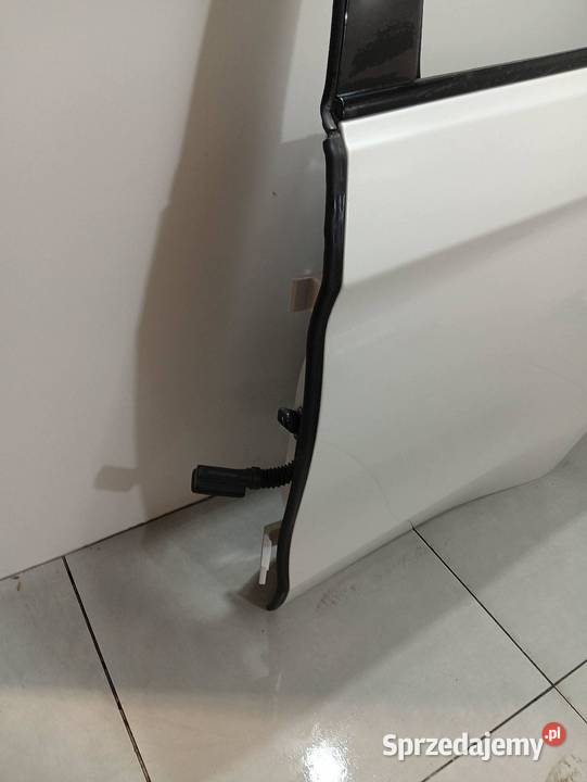 DRZWI LEWE TYŁ A960 Bmw X6 II 20142019 F16 świętokrzyskie