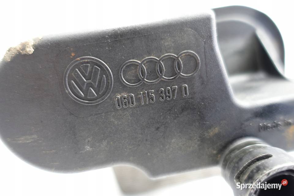 VW Golf V 20 FSI OBUDOWA FILTRA OLEJU oryginał Blok silnika lubelskie sprzedam