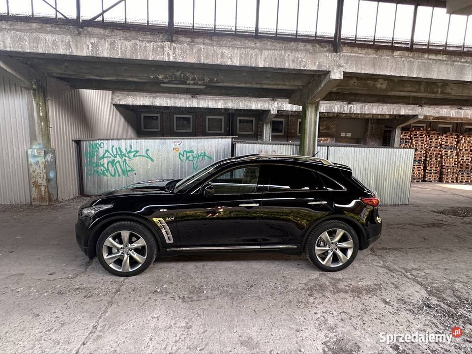 Infiniti QX70S 30d pierwszą rejestracją 2016r CD Radom
