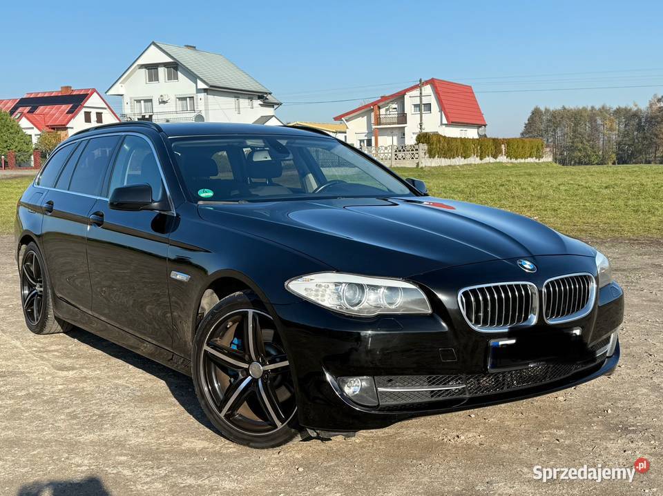 BMW 5 F11 520 D 184 Ładna komputer pokładowy Róża