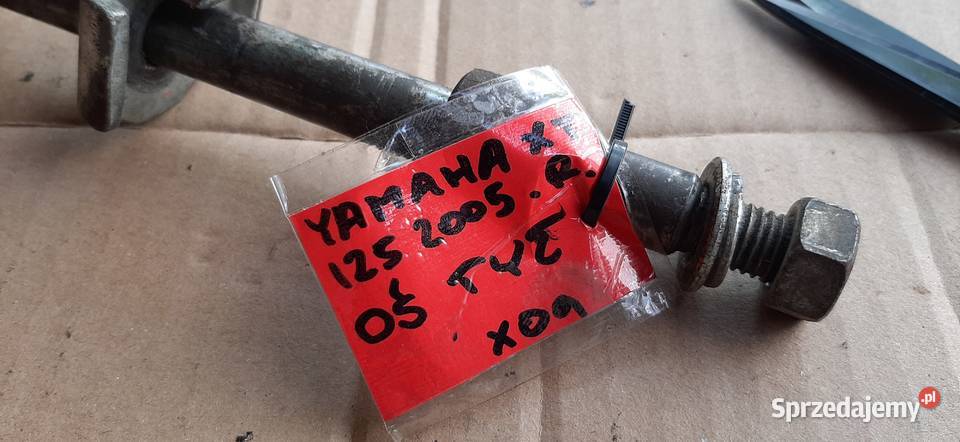 Yamaha XT 125 oś tył