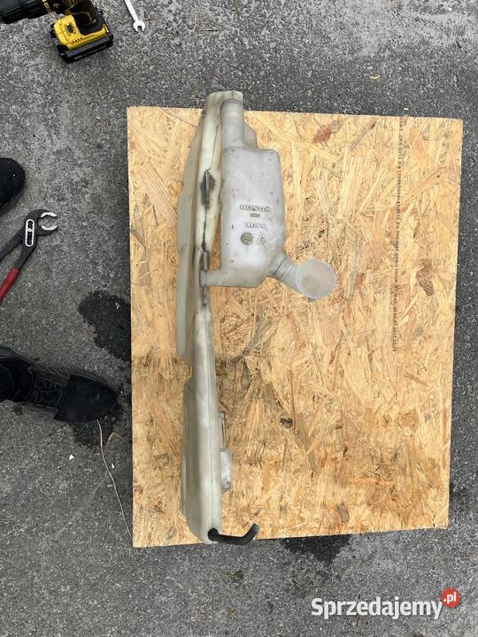 Zbiornik płynu spryskiwaczy Honda CRV 2 CRV II sprzedam