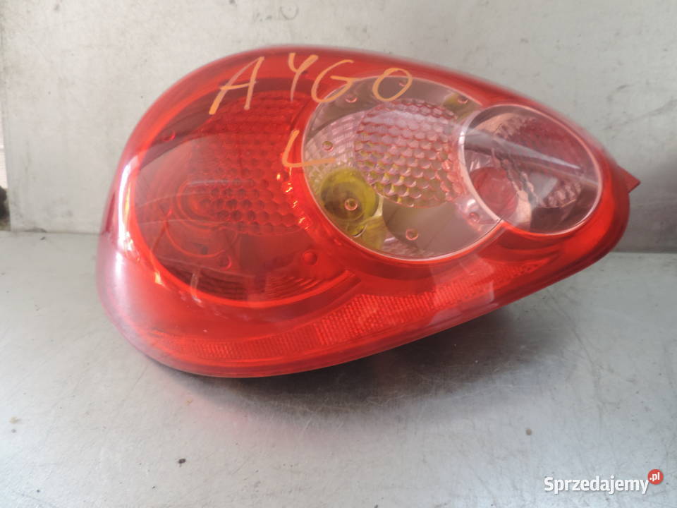 LAMPA LEWA TYLNA TOYOTA AYGO 1 lampy tylne Nowy Sącz