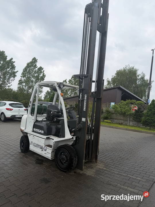 wózek widłowy NISSAN FG25 Triplex 49m przebieg łódzkie Działoszyn