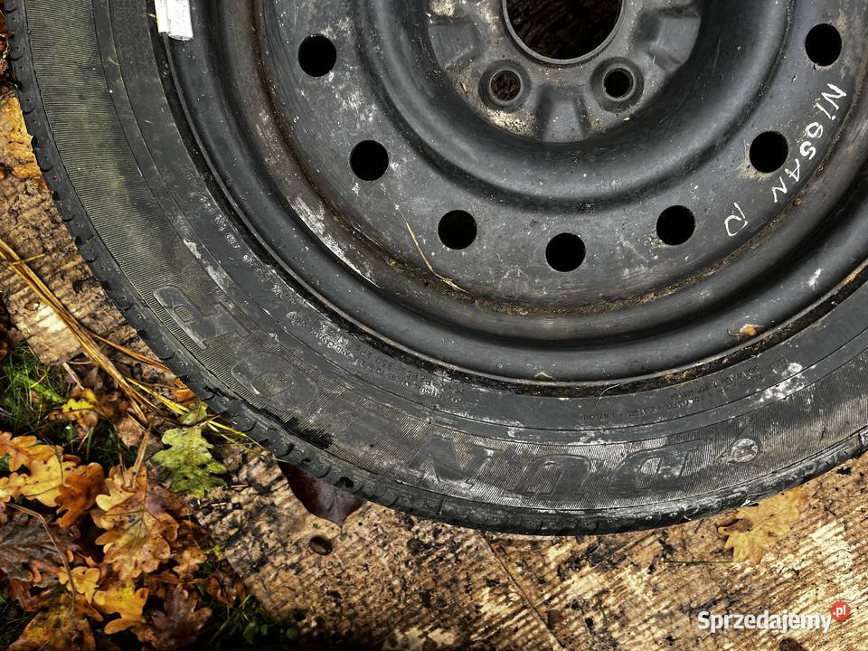 Opona z felgą koło Dunlop SP Sport 300 20560R16