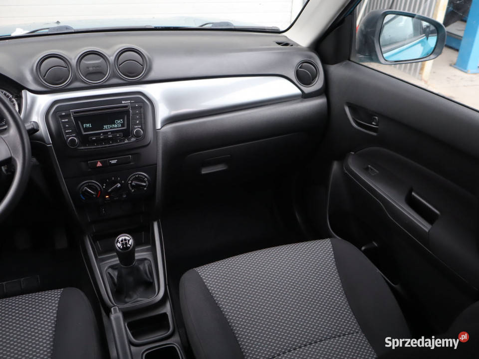 Suzuki Vitara 16 VVT niebieski Katowice