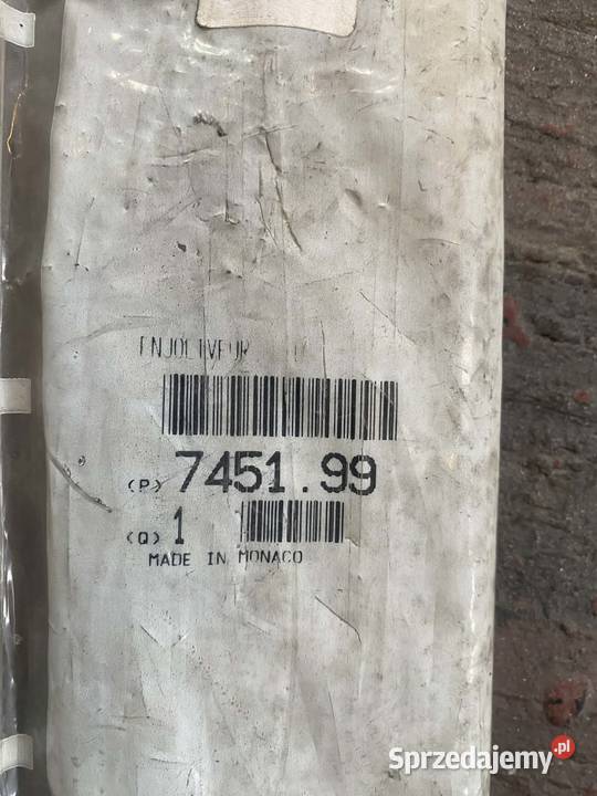 Oryginalne listwy zderzaka Peugeot 309 Lyski