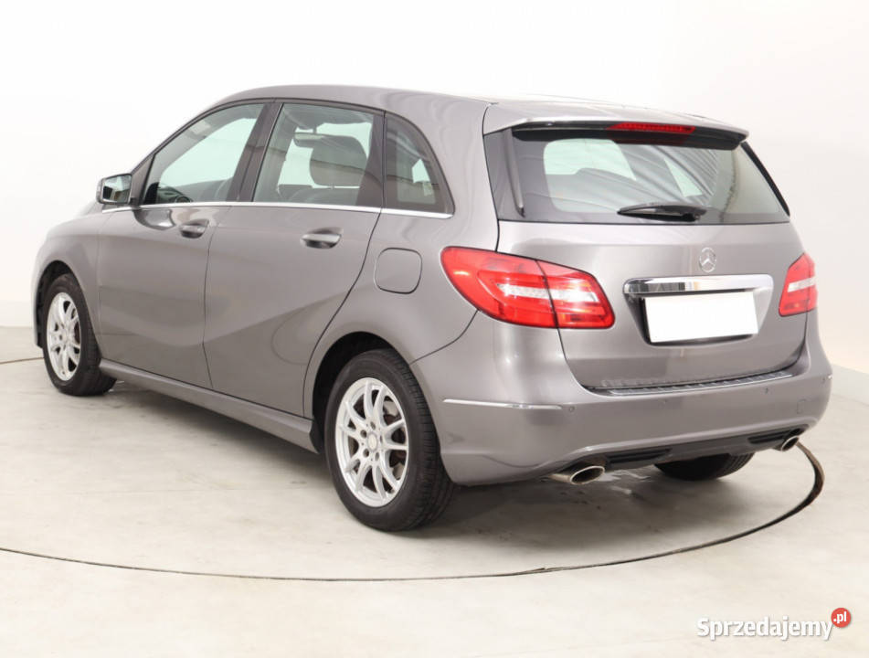 Mercedes B B 180 CDI reflektory ksenonowe