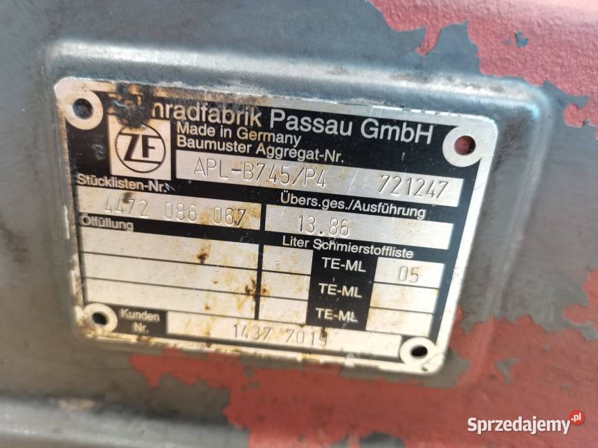 Volvo EW 160B Obudowa osi APLB745P4 prawa