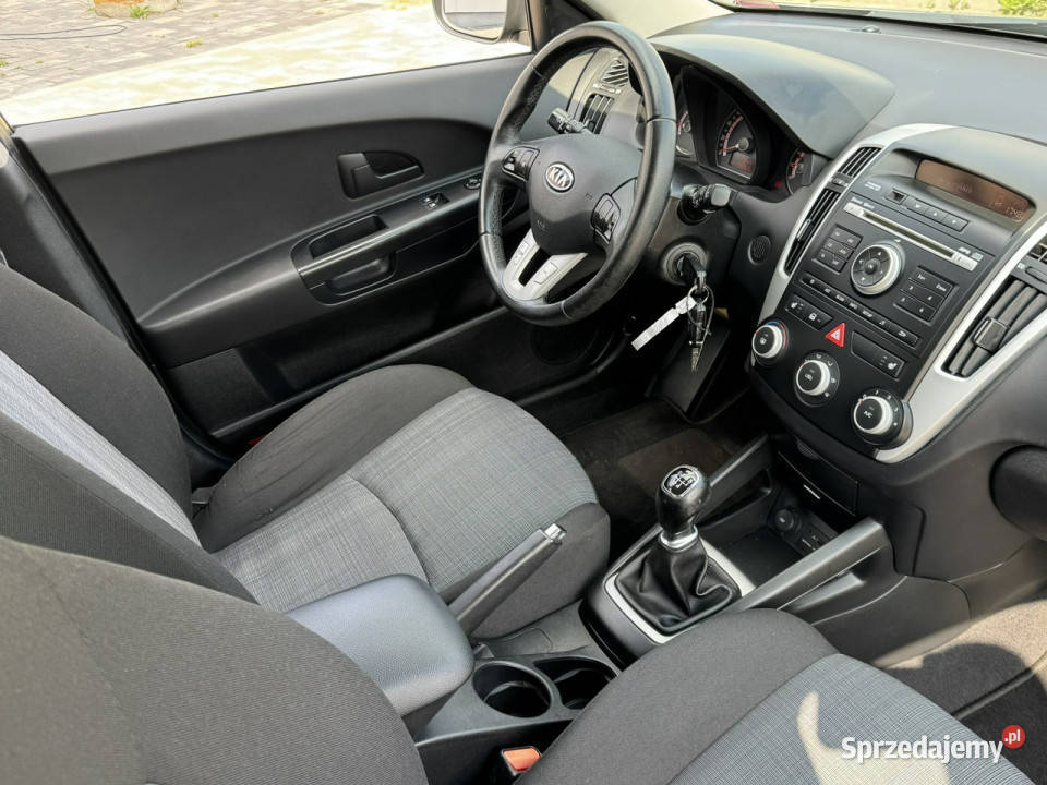 Kia Ceed I 20062012 1591cm3 mazowieckie Szerominek sprzedam