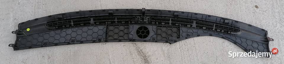 Listwa podszybia na deskę rozdzielczą Audi A6 C6 Szczerbice