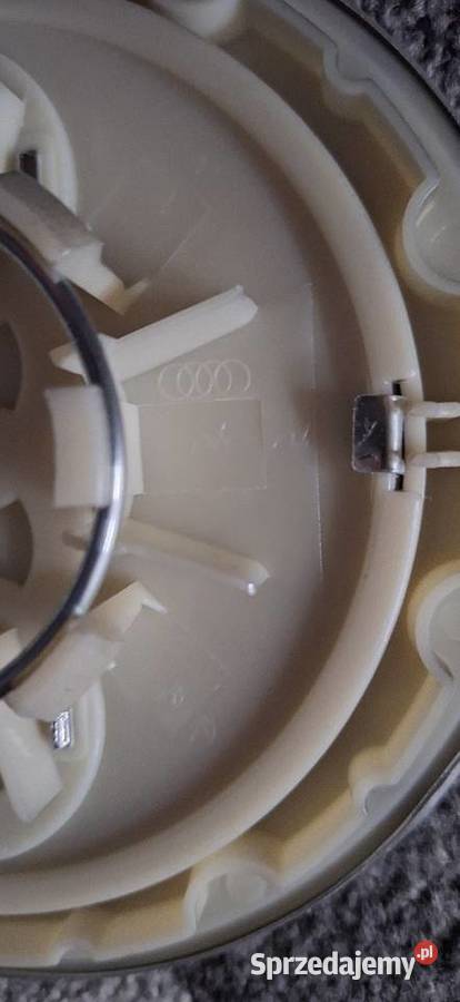 Kapsel dekiel kołpak audi sline 146mm 8D0601165k Pozostałe Zblewo