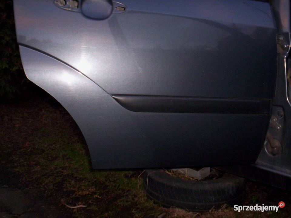 FORD FOCUS MK1 Drzwi Prawy Tył COMBI Kolor K1 Częstochowa