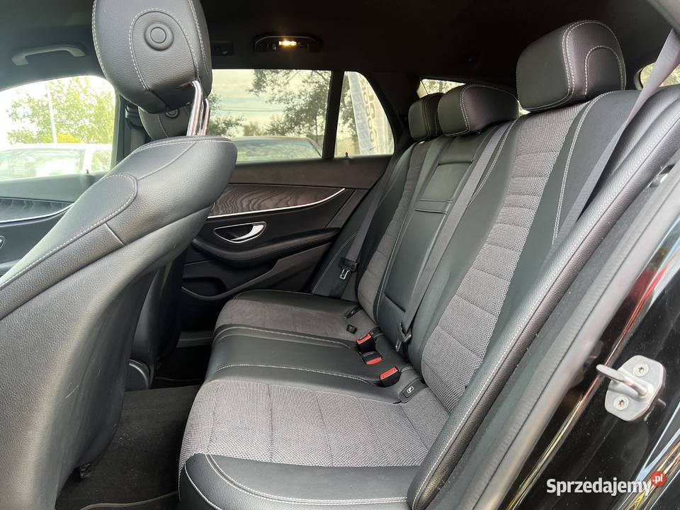 MercedesBenz E 220 2018 światła do jazdy dziennej Warszawa
