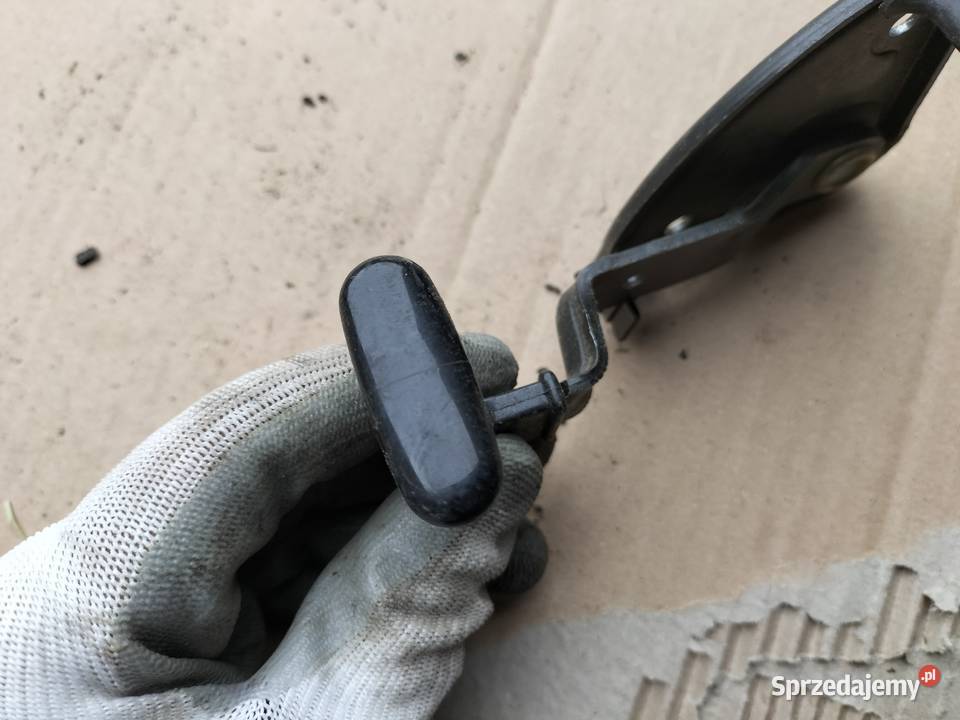 rączka otwierania maski AUDI 80 B4 B3 Kamień-Kolonia