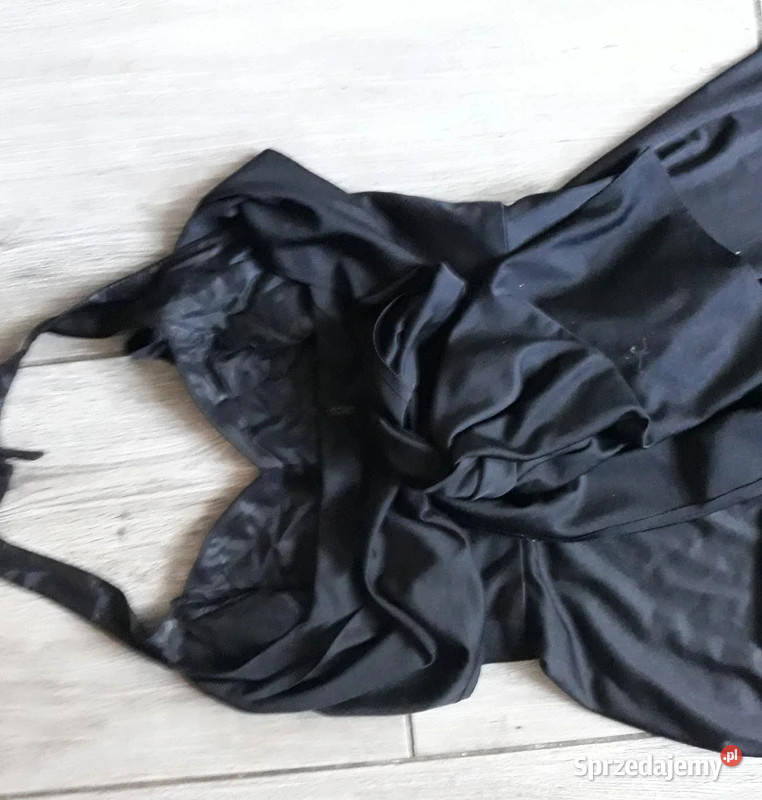 Czarna suknia wieczorowa piękna perła na plecach Sosnowiec