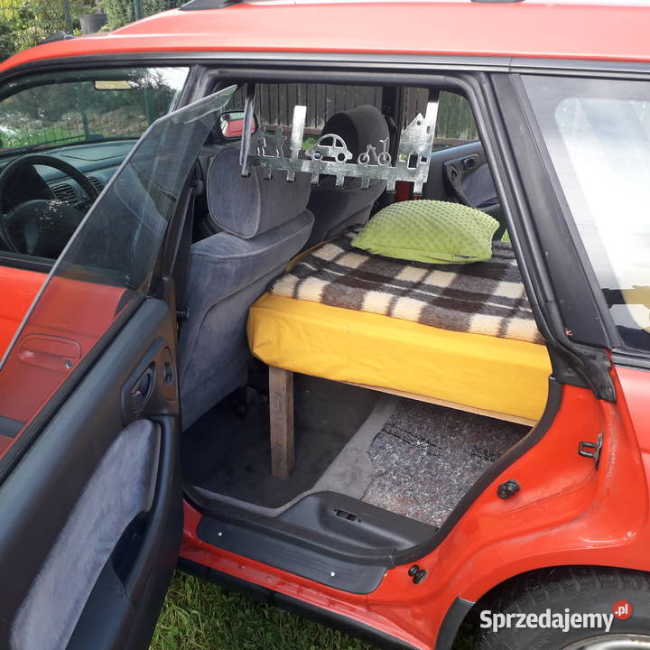 Subaru Legacy 4X4 kamper samotnego wilkasingla Karpacz
