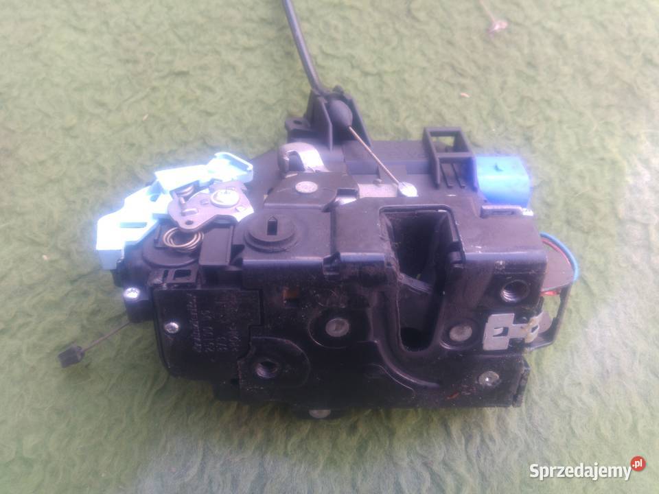 Skoda OCTAVIA 2 II zamek drzwi 3D1837015AB lewy Dębno