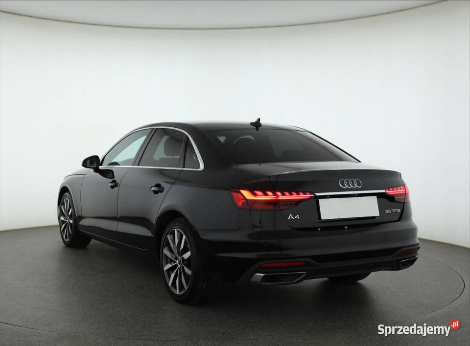 Audi A4 35 TFSI światła LED Piaseczno