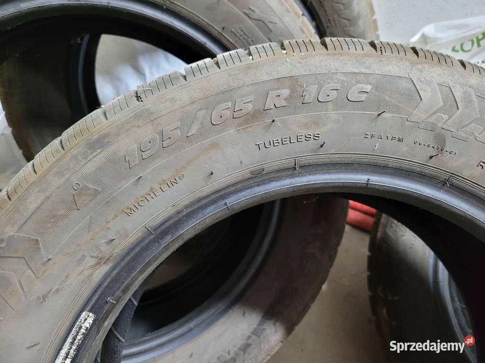 Opony zimowe Michelin Agilis 51 SnowIce 19565