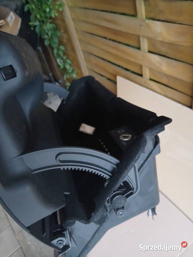 Schowek VW Volkswagen Passat B5 osobowe Grodków sprzedam
