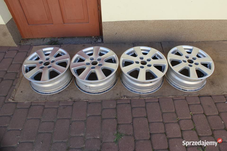 Felgi aluminiowe 5x110 6Jx15 ET43 Opel Zafira Nozdrzec