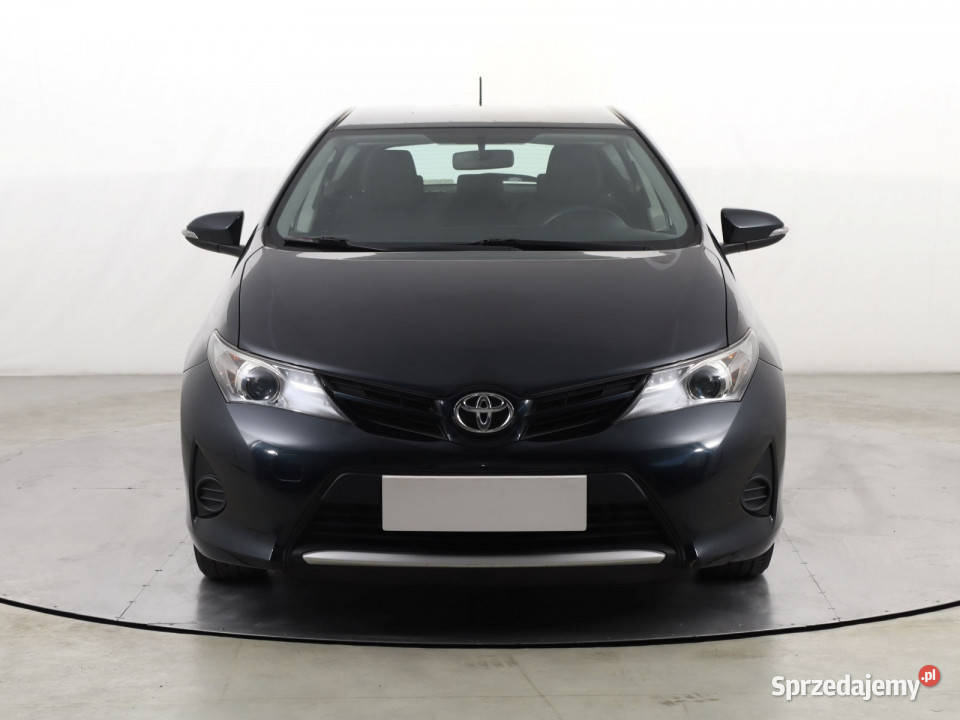Toyota Auris 13 Dual VVTi nieuszkodzony Katowice sprzedam