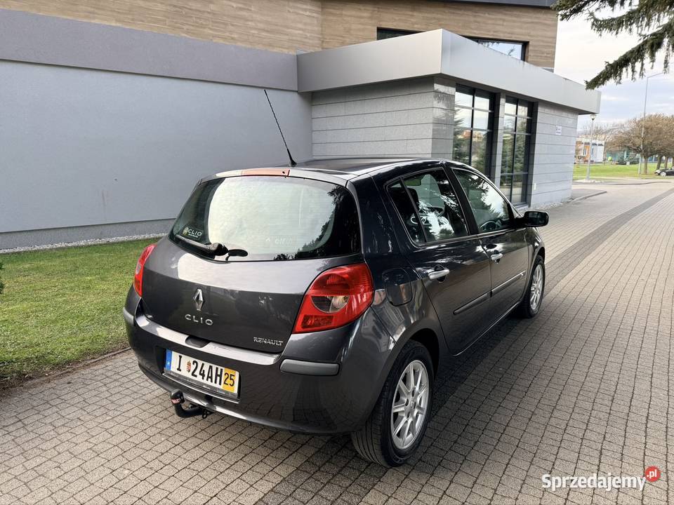 Renault Clio III 16 B 2006r świeżo sprowadzone z Jasło