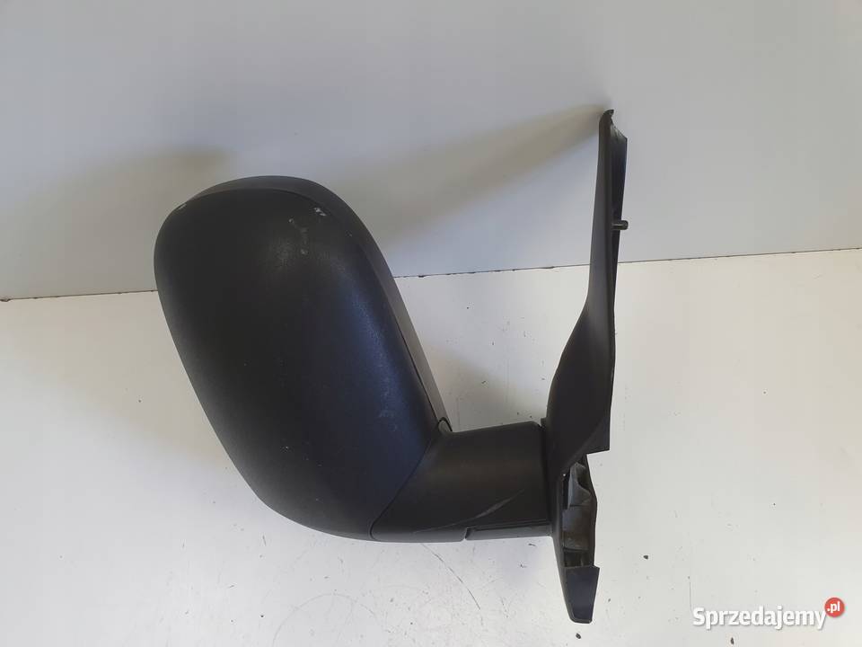 LUSTERKO Ford Transit Connect I 0213r PRAWE