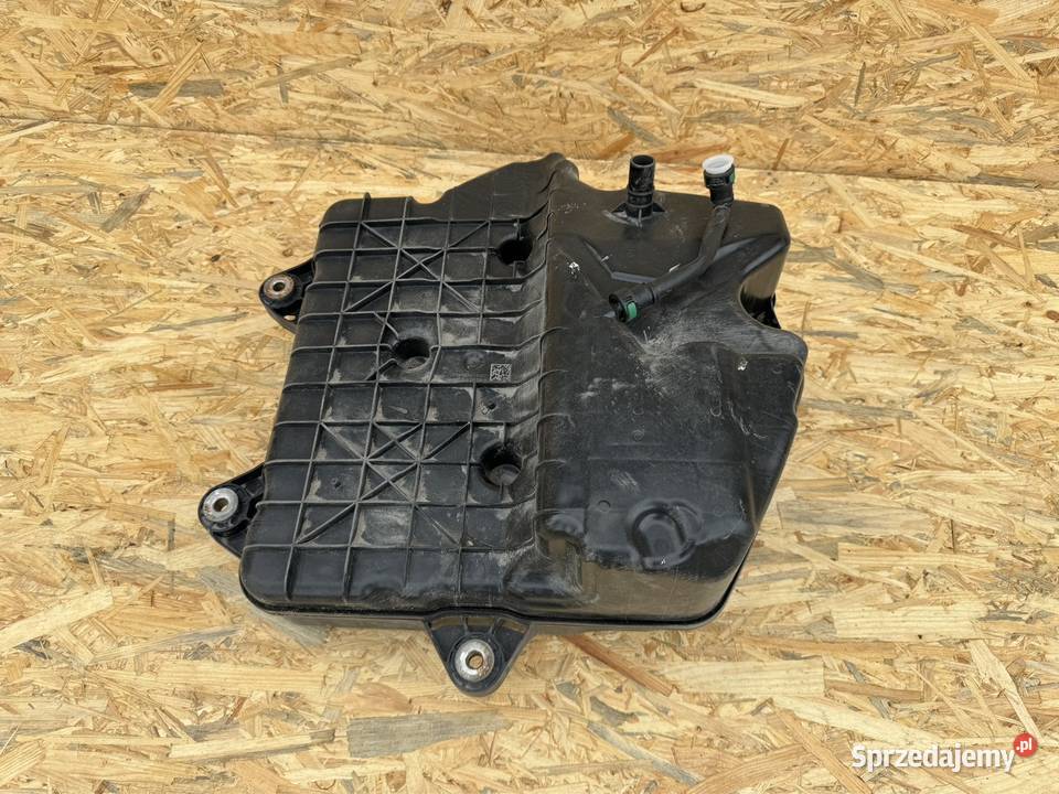 Zbiornik obudowa pompa adblue w205 A2054701902