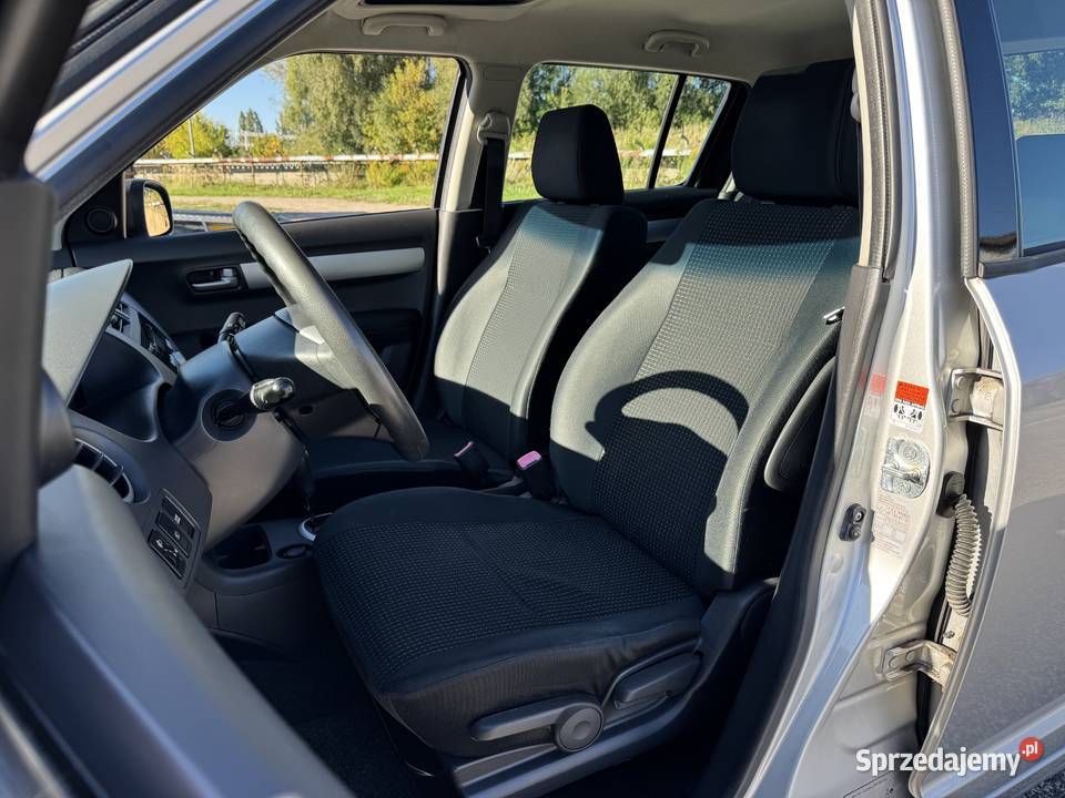 Suzuki Swift 15 BENZYNA Automat Klimatyzacja elektryczne szyby Konin