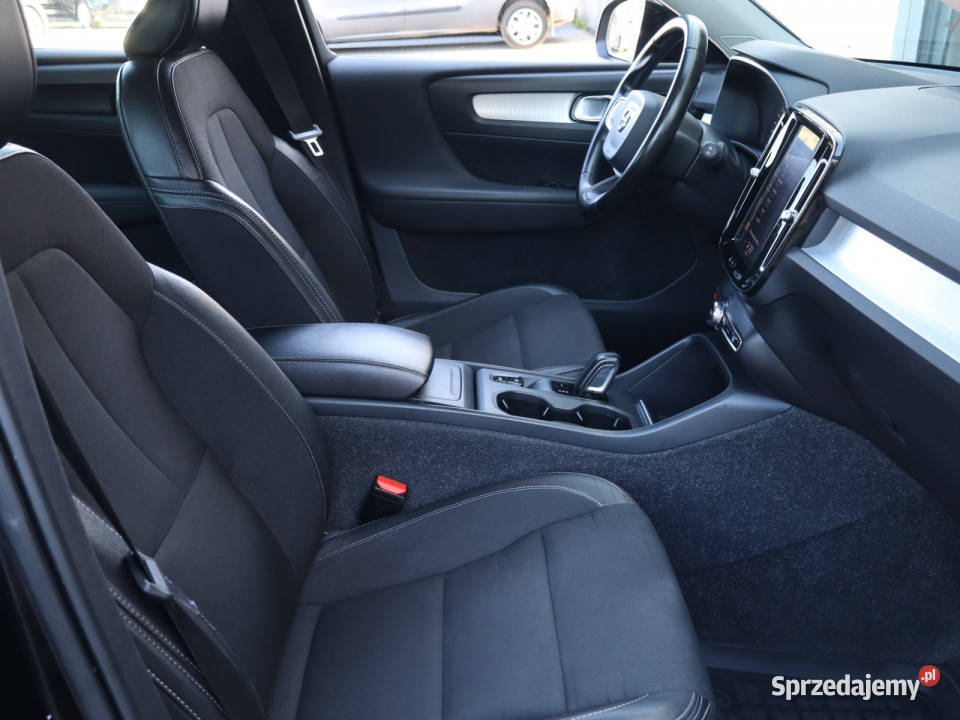 Volvo XC40 D3 bluetooth Motoryzacja