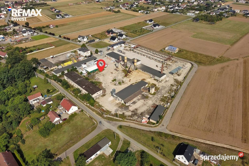 Teren inwestycyjny z dwoma magazynami Steblów 1516zł/m2 opolskie