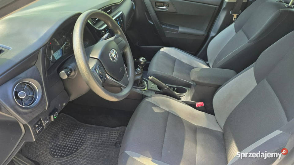 Toyota Auris II 2012 Karczew
