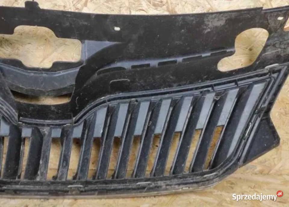 Grill atrapa chłodnicy Skoda Rapid Złotoryja
