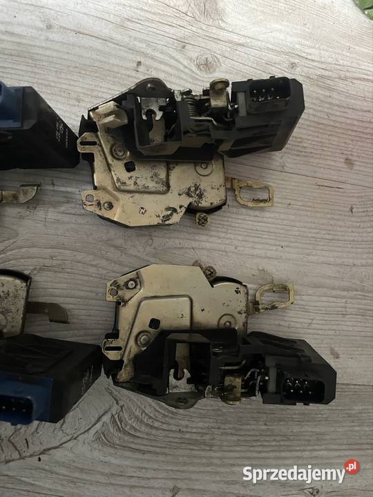 BMW E36 sedan zamek drzwi Części samochodowe Nowa Sól