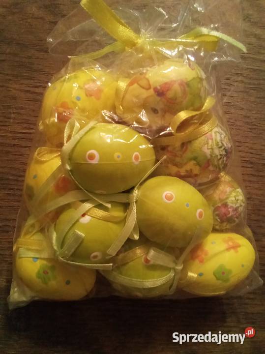 Pisanki na kijkach i jajka Wielkanoc