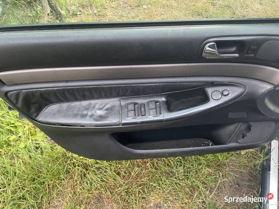 Boczki audi a4b5 Iłowa