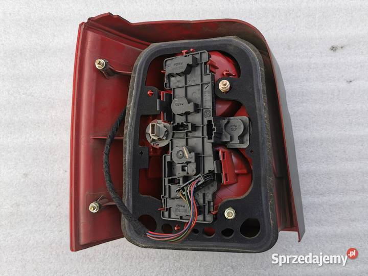 Lampa Prawy Tył Tylna Prawa VW Passat B5 Lift Wyszków sprzedam