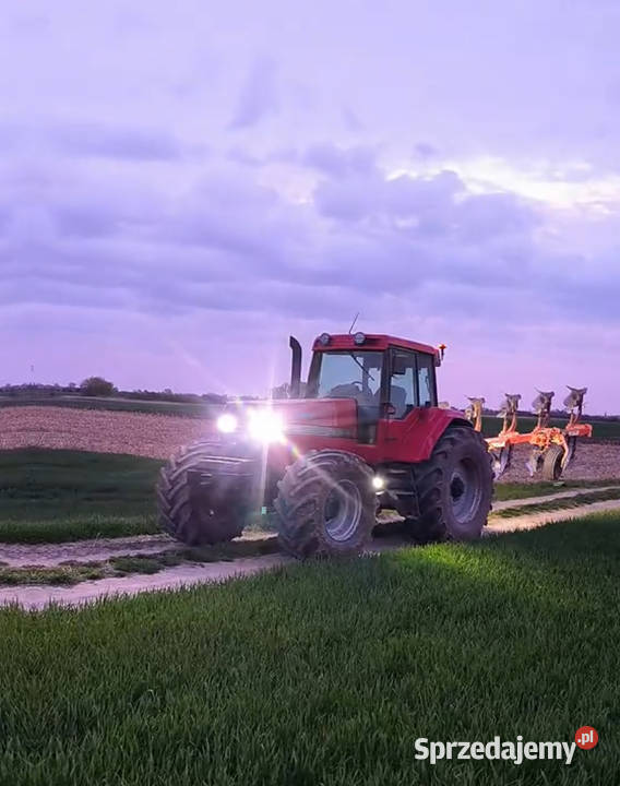 Case magnum 7250 Zaczep górny