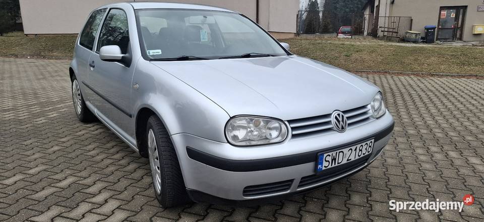 VW Golf IV 14 benzyna2001rstan 2/3 śląskie Rybnik