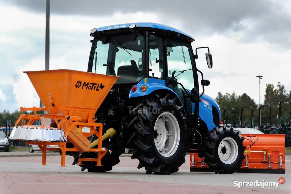 LS Tractor MT350 MEC 4x4 47 CAB Pług do śniegu Napęd 4x4 Tajęcina