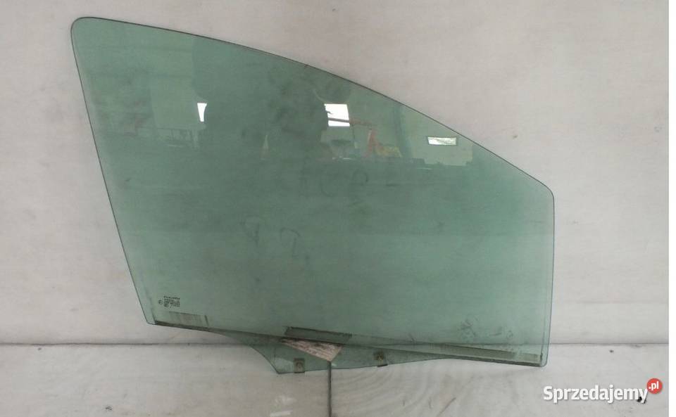 Szyba przednich prawych drzwi 207 5D