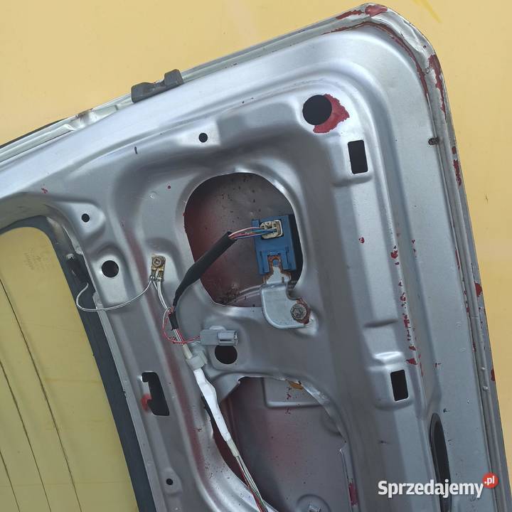 Klapa Toyota Corolla E11 Złotokłos