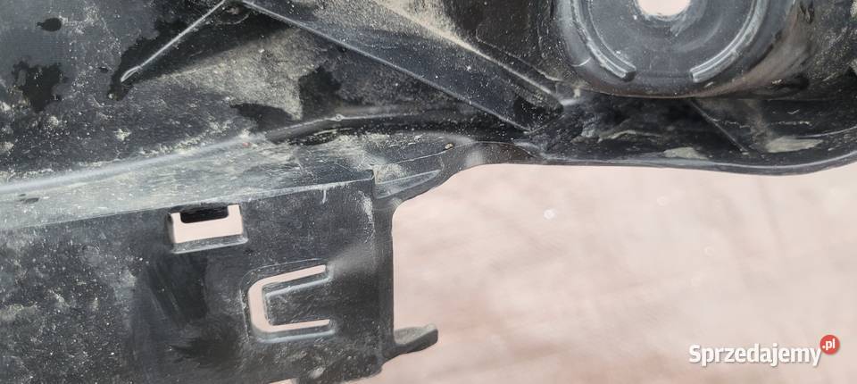 SKODA OCTAVIA IV HB ŚLIZG ZDERZAKA TYŁ PRAWY osobowe Motoryzacja