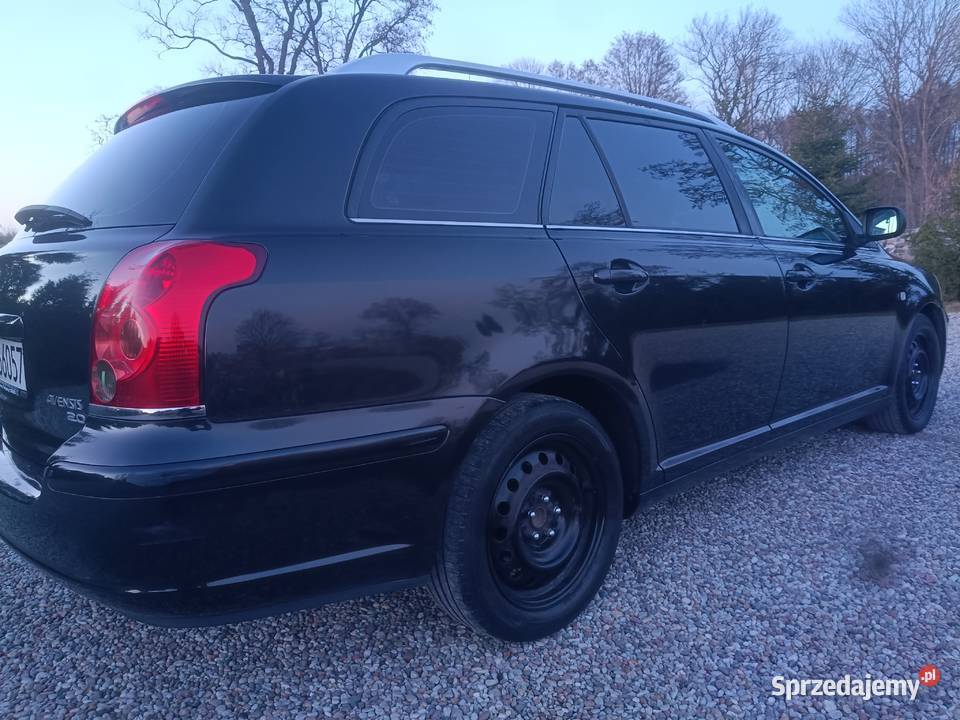 Toyota Avensis T25 20 Benzyna Combi 2003 Rok produkcji 2003 Jankowo sprzedam