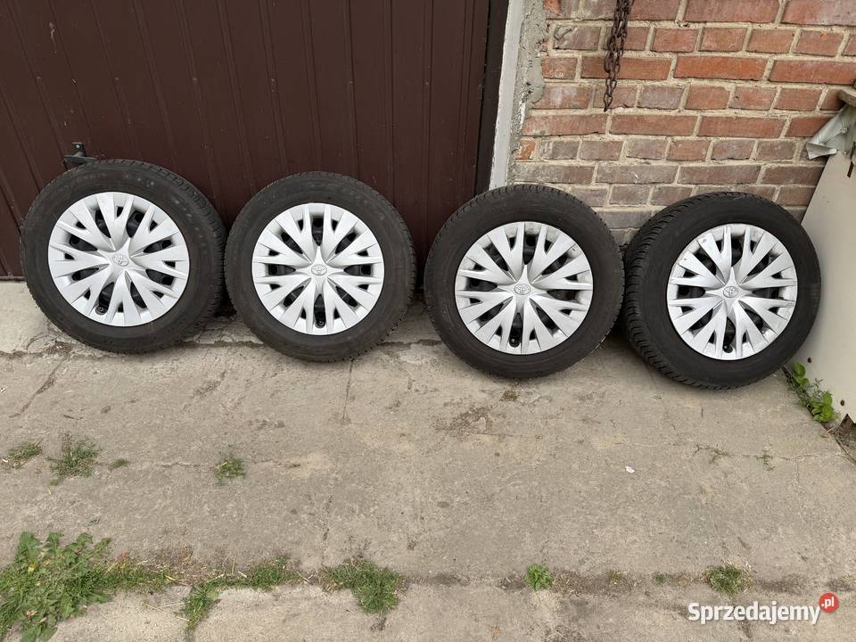 Koła do Toyota Aygo komplet z oponami Dębica Krzeszów