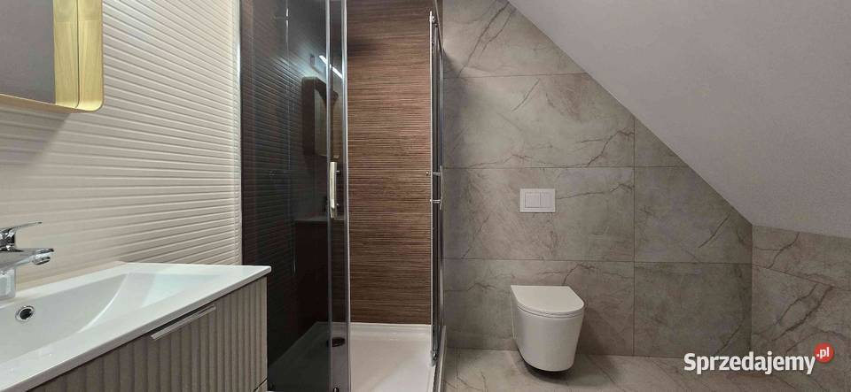 Dom na ogrodzonym osiedlu Kielce