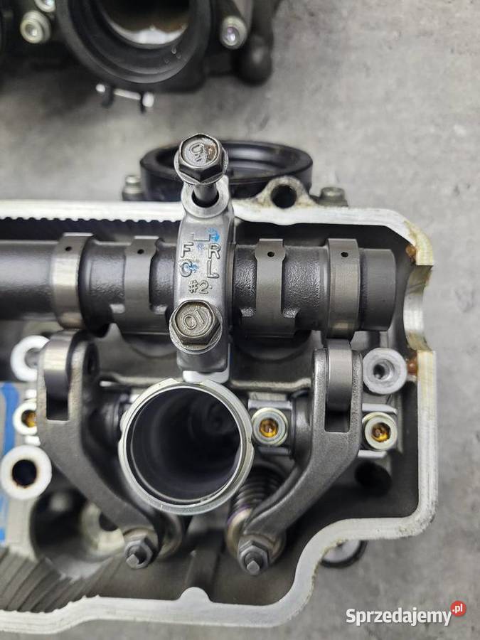 HONDA VFR 1200 F 1017 OEM GŁOWICA ZAWORY WAŁKI Nowy Tomyśl